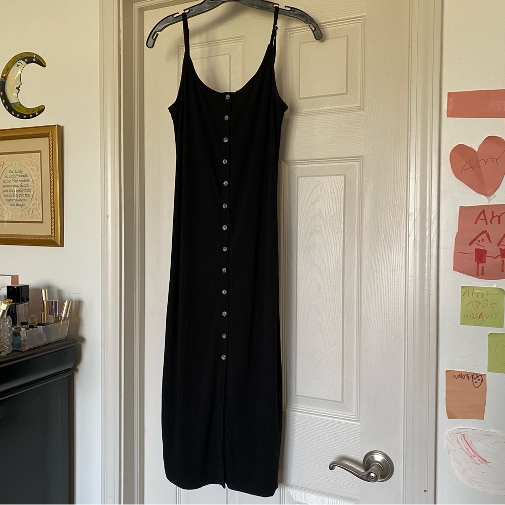Black poof size small midi dress - Picture 2 of 7